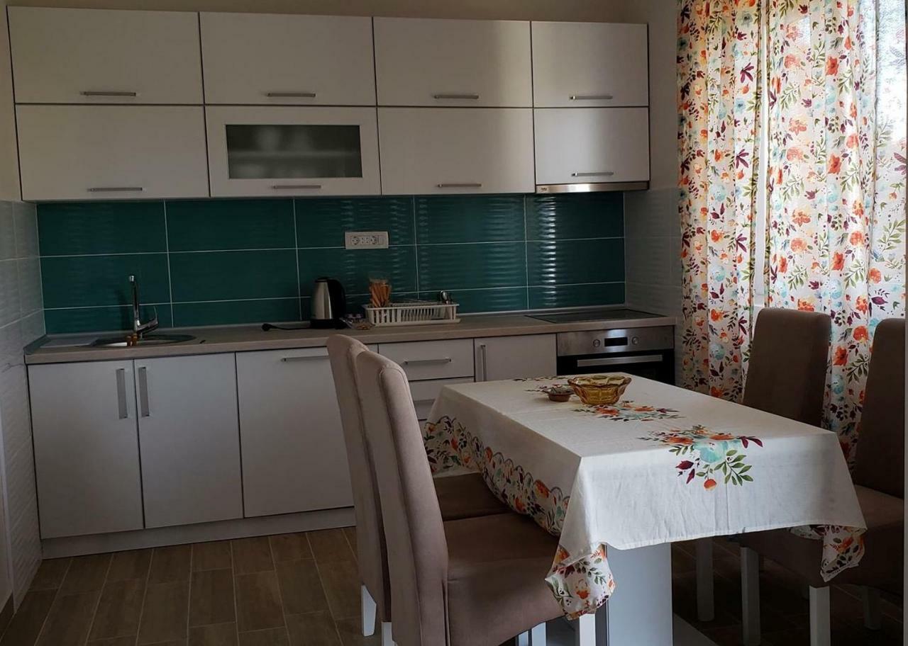 באר Apartmani Suncokreti - Sunflower Apartments מראה חיצוני תמונה