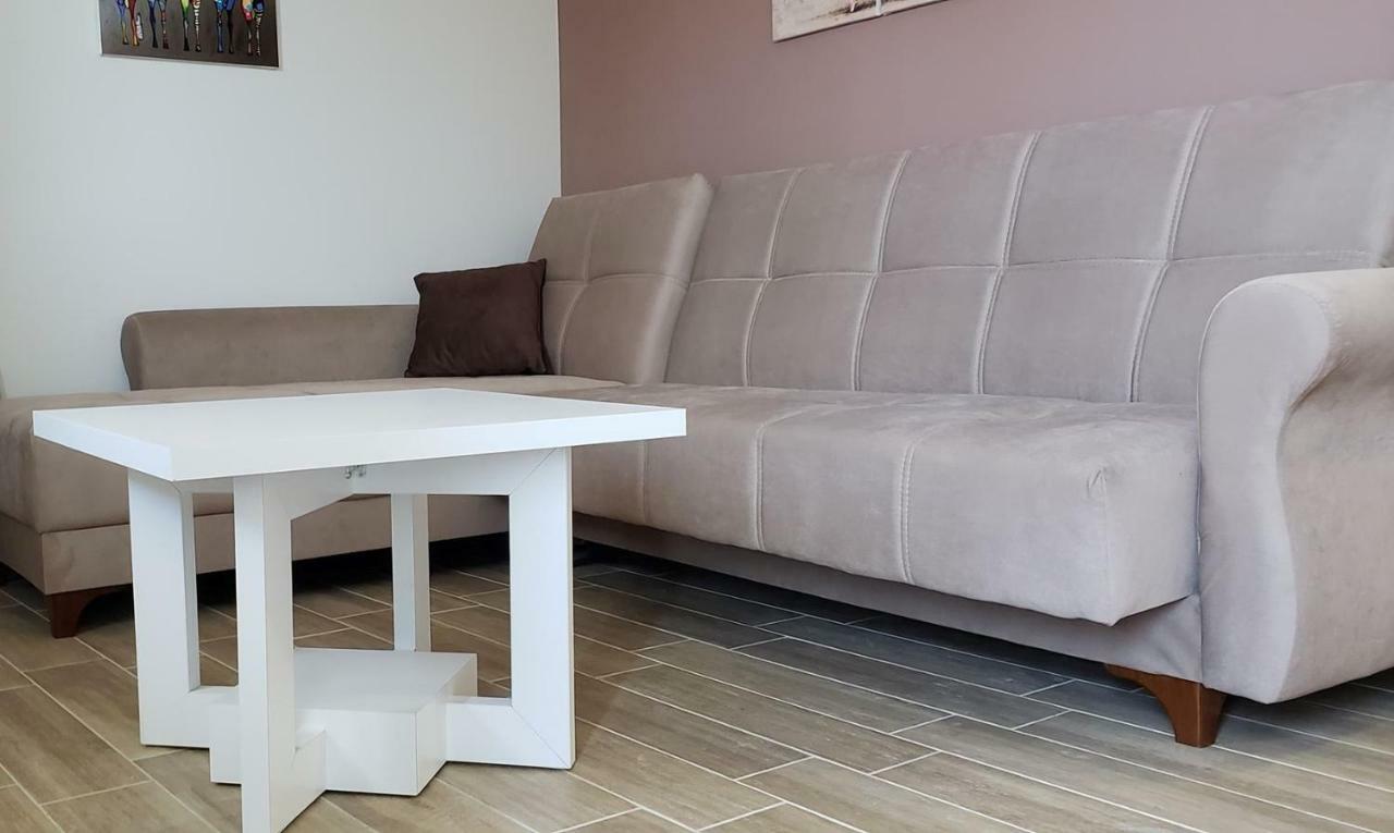 באר Apartmani Suncokreti - Sunflower Apartments מראה חיצוני תמונה