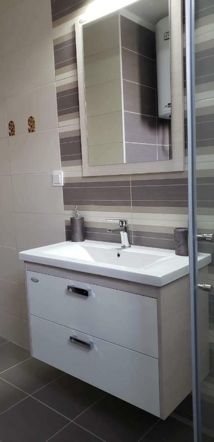 באר Apartmani Suncokreti - Sunflower Apartments מראה חיצוני תמונה