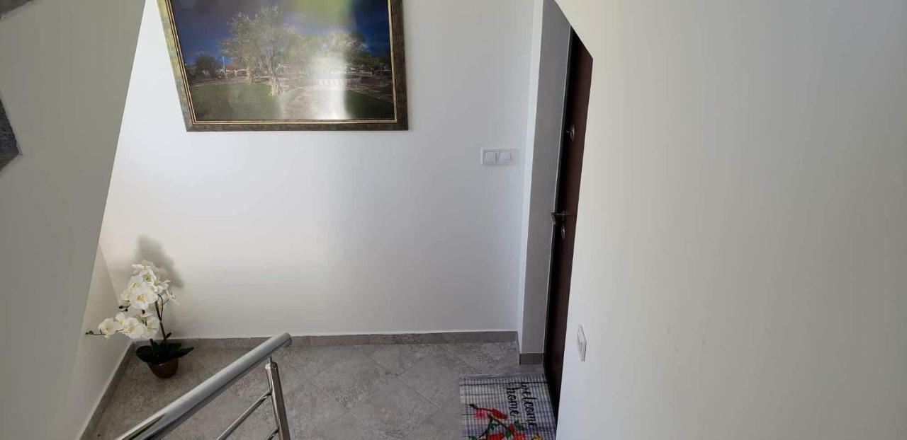 באר Apartmani Suncokreti - Sunflower Apartments מראה חיצוני תמונה