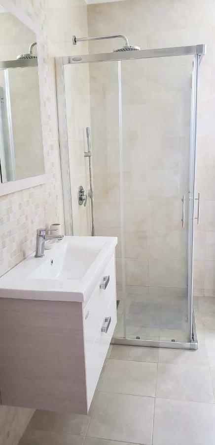 באר Apartmani Suncokreti - Sunflower Apartments מראה חיצוני תמונה